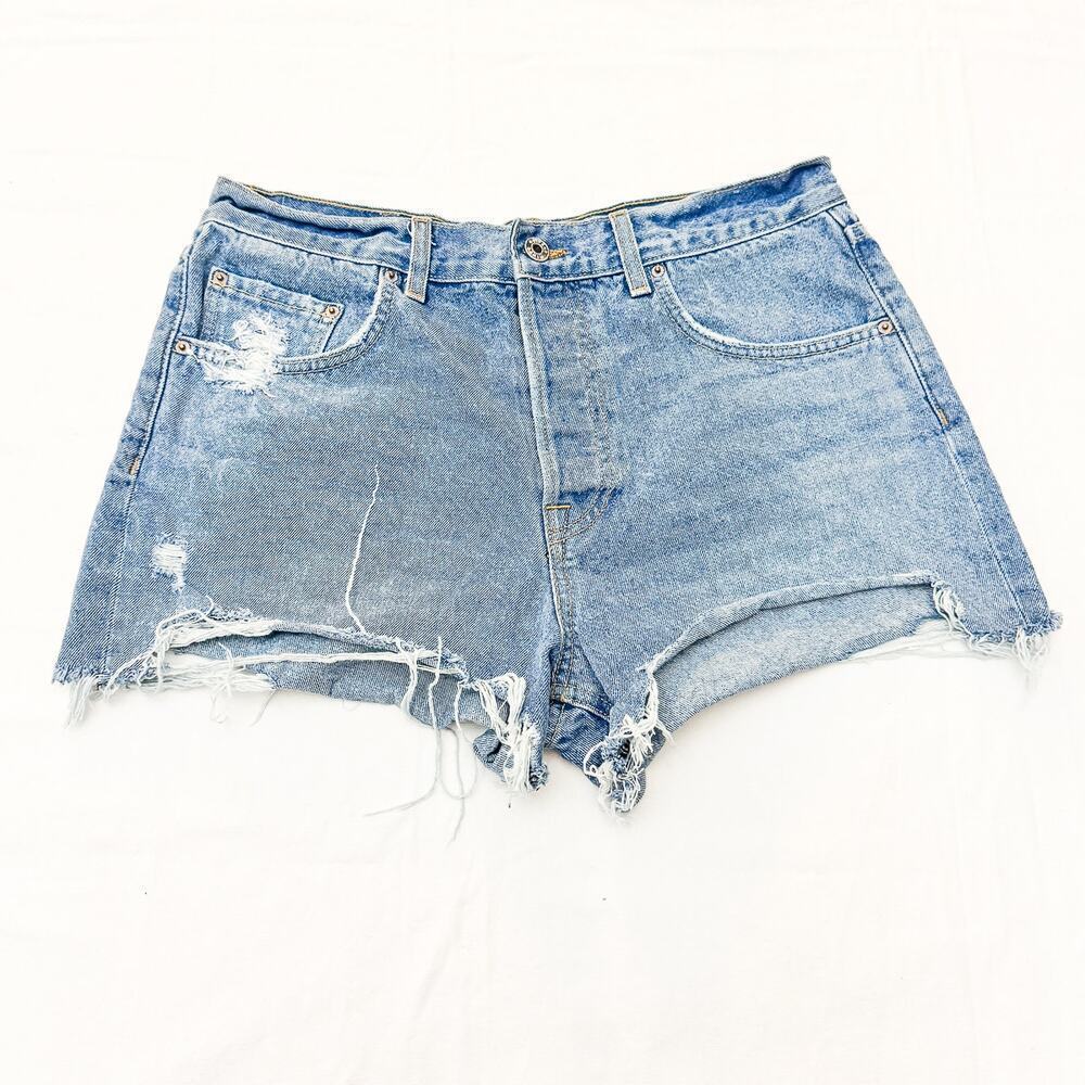 GRLFRND The Hayden Low Rise Boyfriend Short Button Fly Raw Hem Size 28